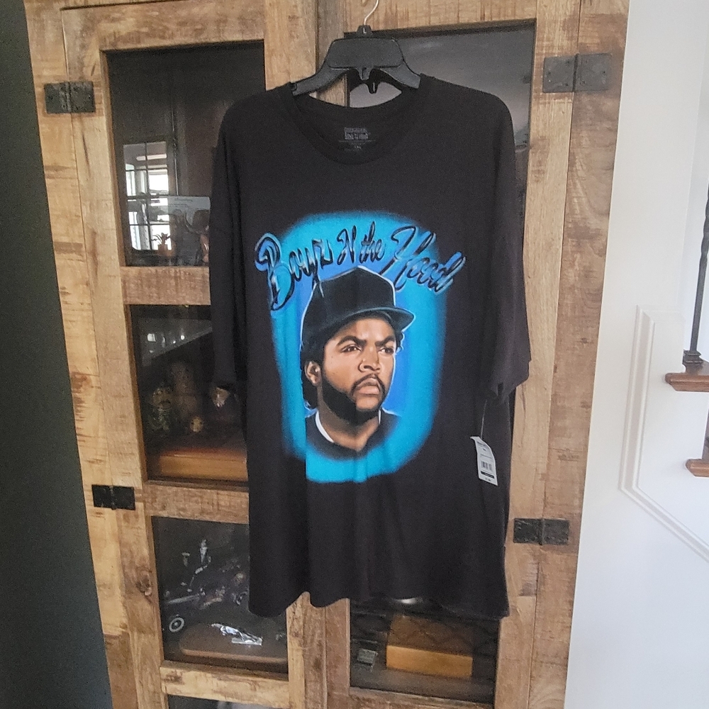 NWT Boys N The Hood Tee